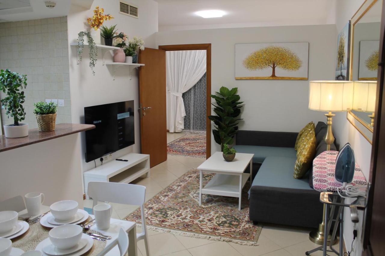 Newly Furnished Cozy 1 Bedroom Apartment Close To Jbr Beach And Metro Dubai Bagian luar foto