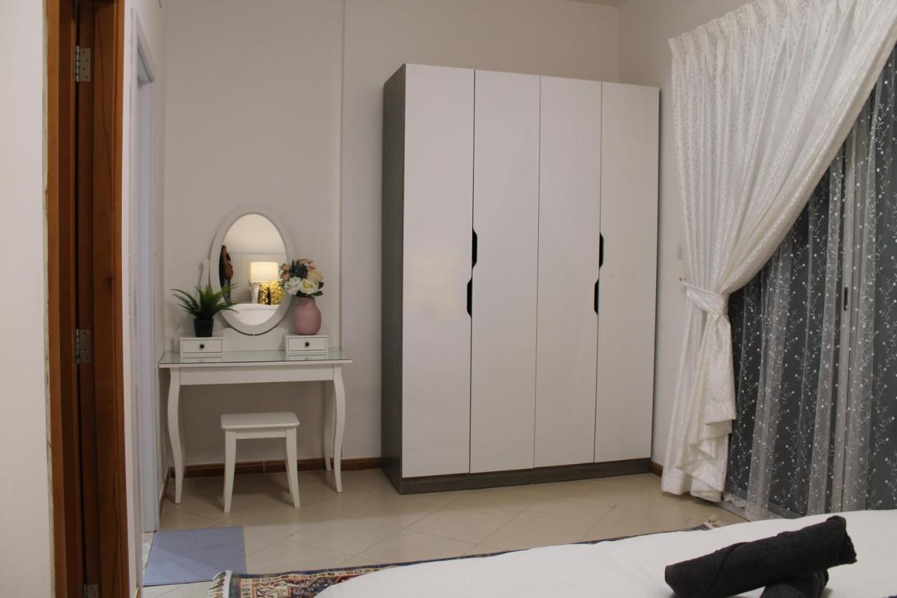 Newly Furnished Cozy 1 Bedroom Apartment Close To Jbr Beach And Metro Dubai Bagian luar foto