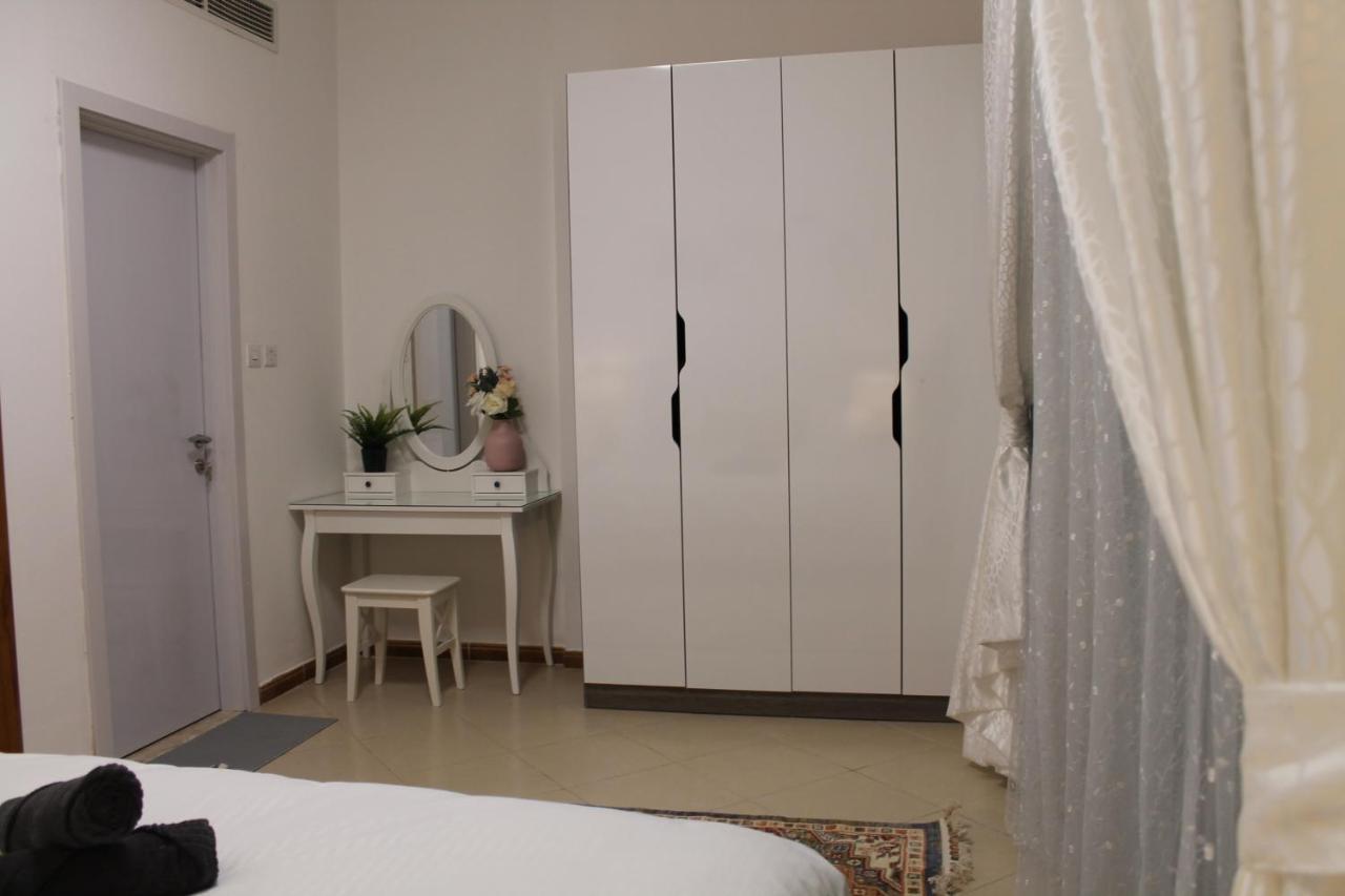 Newly Furnished Cozy 1 Bedroom Apartment Close To Jbr Beach And Metro Dubai Bagian luar foto