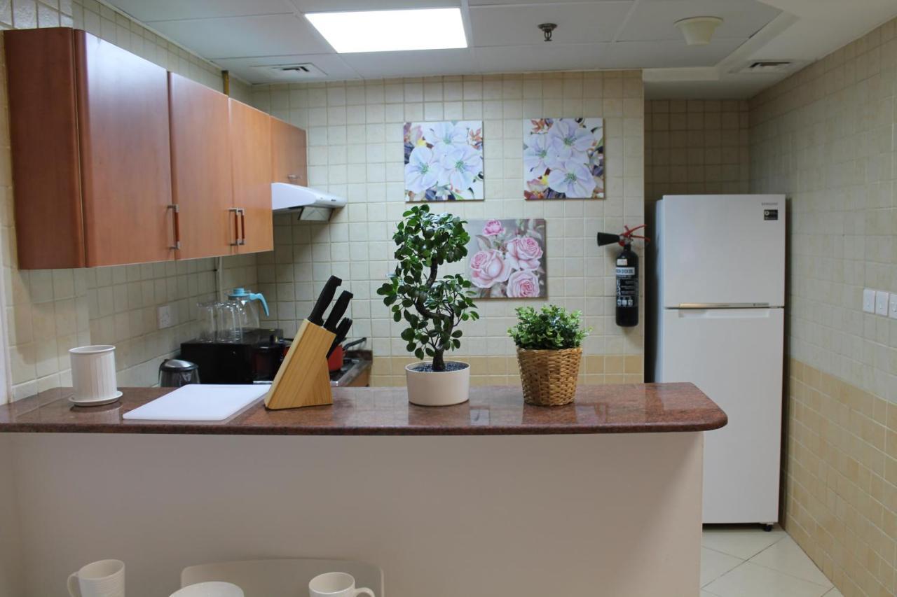 Newly Furnished Cozy 1 Bedroom Apartment Close To Jbr Beach And Metro Dubai Bagian luar foto
